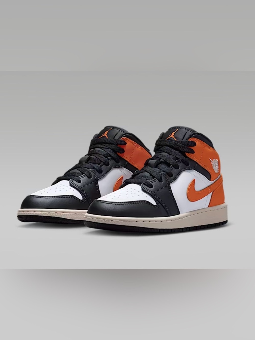 Air Jordan 1 Mid